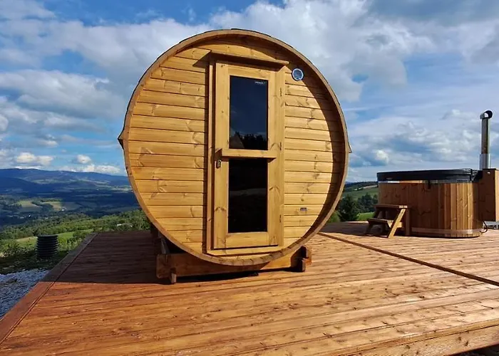 W Chmurach Miedzylesie (Silesia)